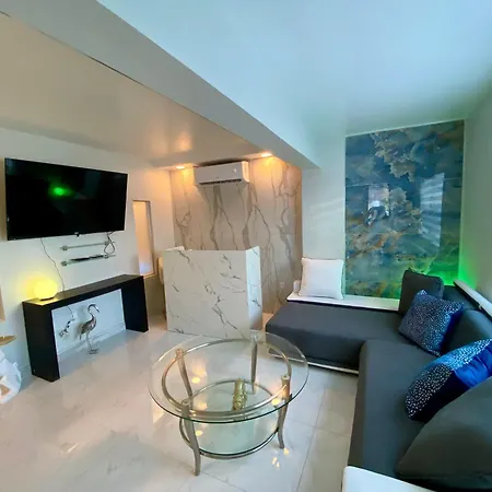 Luxurious Remodeled Direct Waterfront Apartment With Miami Skyline View And Outdoor Terrace Free Parking 5Min Drive To Miami Beach Exterior foto